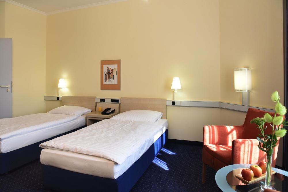 Intercityhotel Stuttgart Estugarda Exterior foto