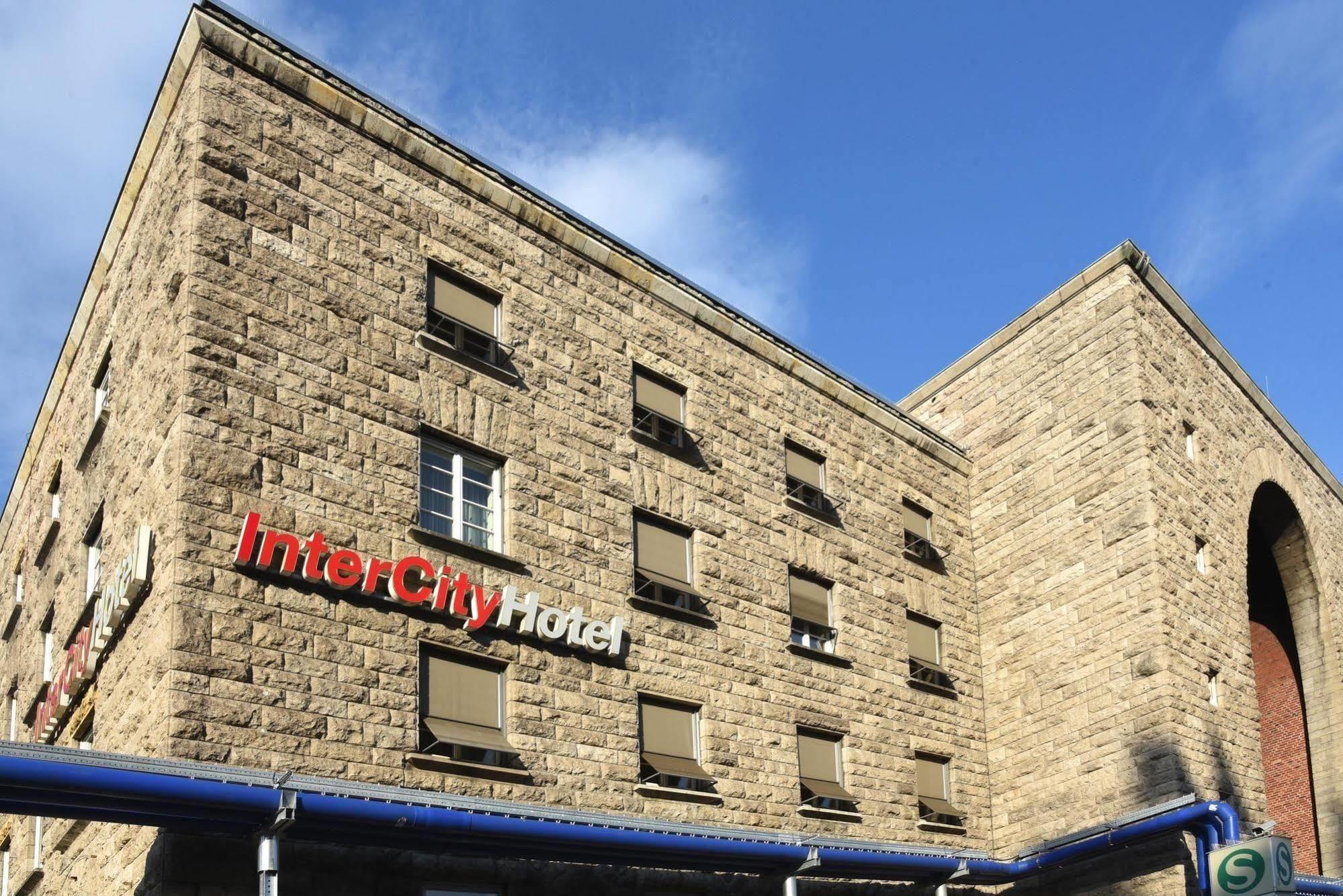Intercityhotel Stuttgart Estugarda Exterior foto