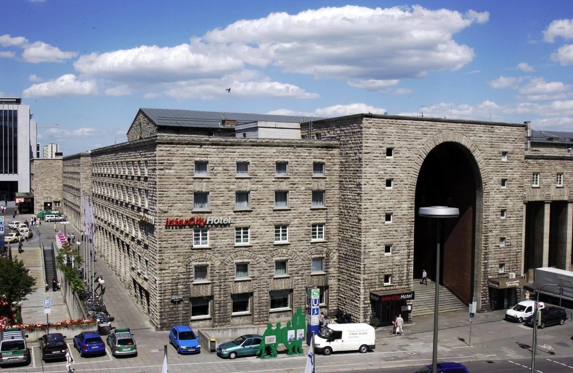 Intercityhotel Stuttgart Estugarda Exterior foto