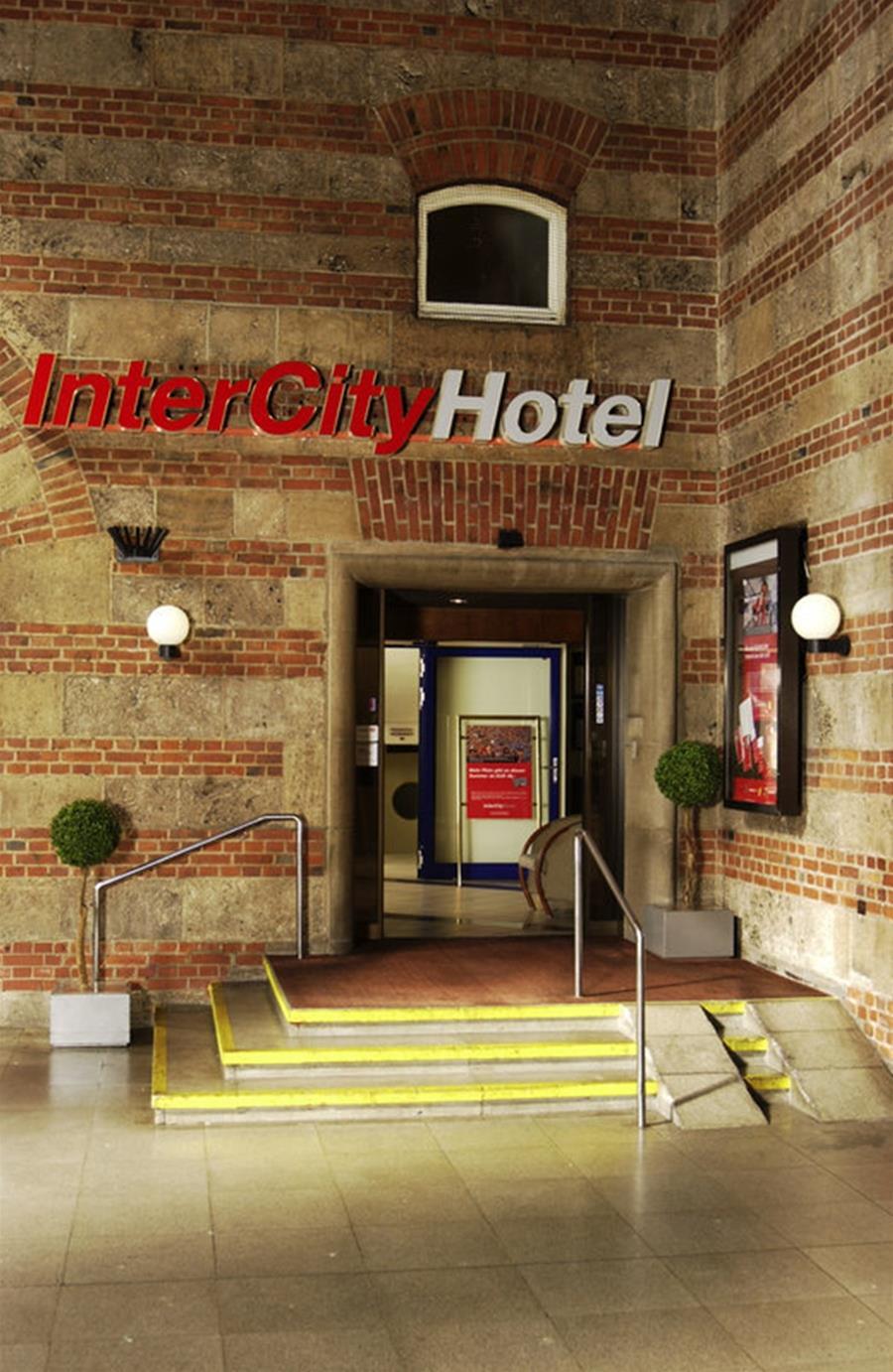 Intercityhotel Stuttgart Estugarda Exterior foto